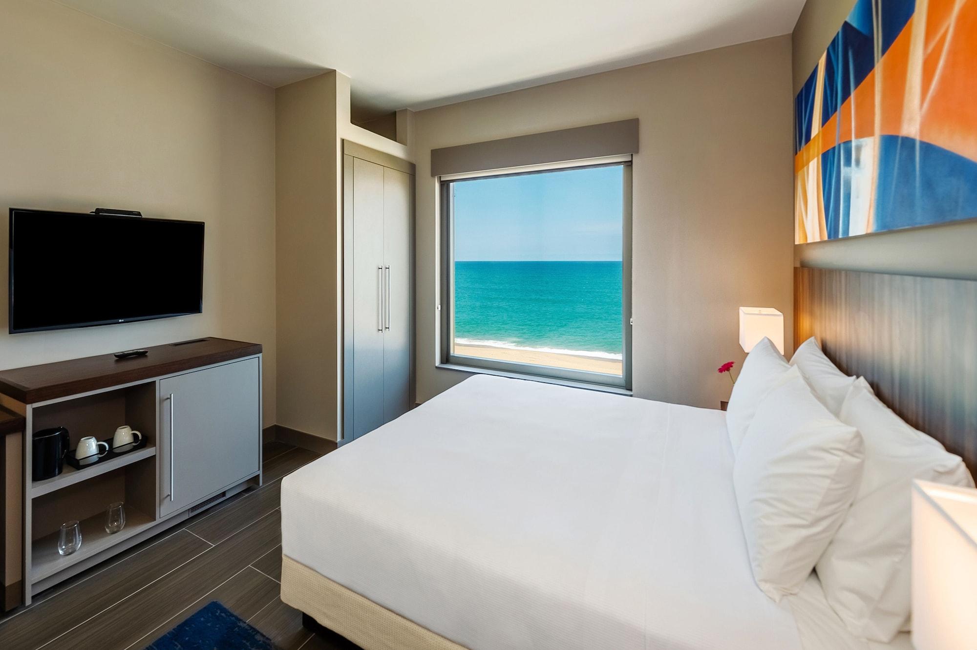 Hyatt Place Macae Exterior photo